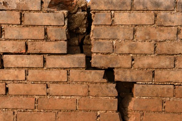 Broken Brick Repair in Columbia
