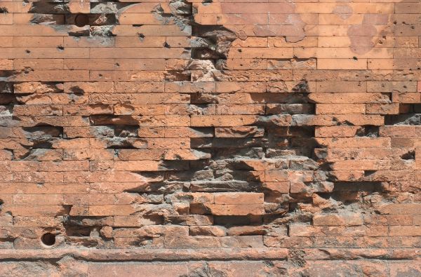 Damaged Brick Repair in Columbia